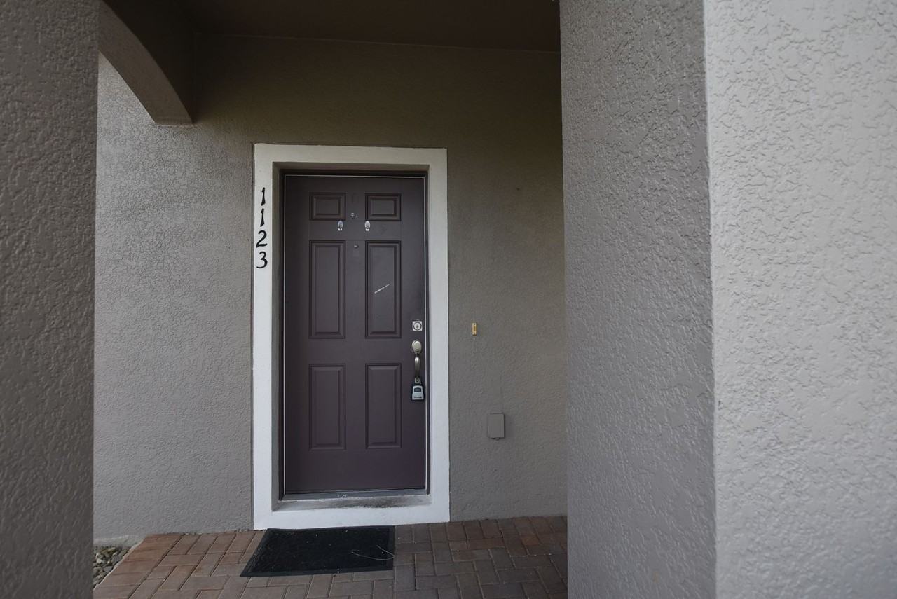 1123 Honey Blossom Dr - Photo 3 of 31