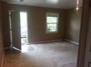 932 Grantham Road - Photo 3 of 27