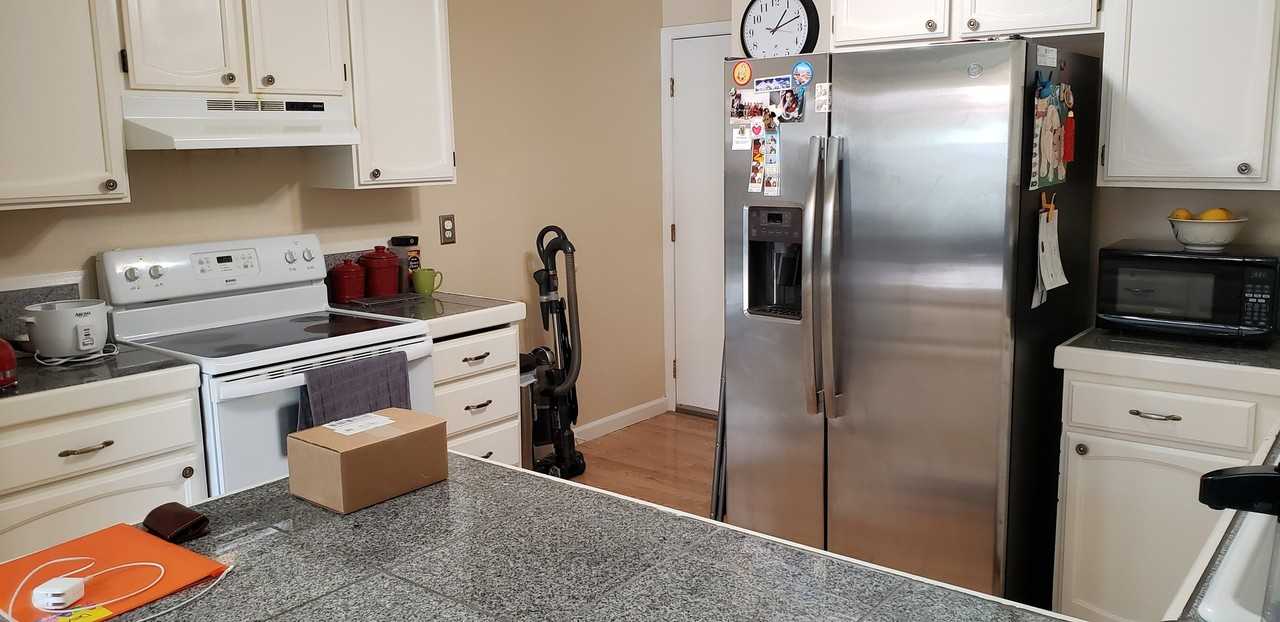 40 Francis Cir - Photo 5 of 34