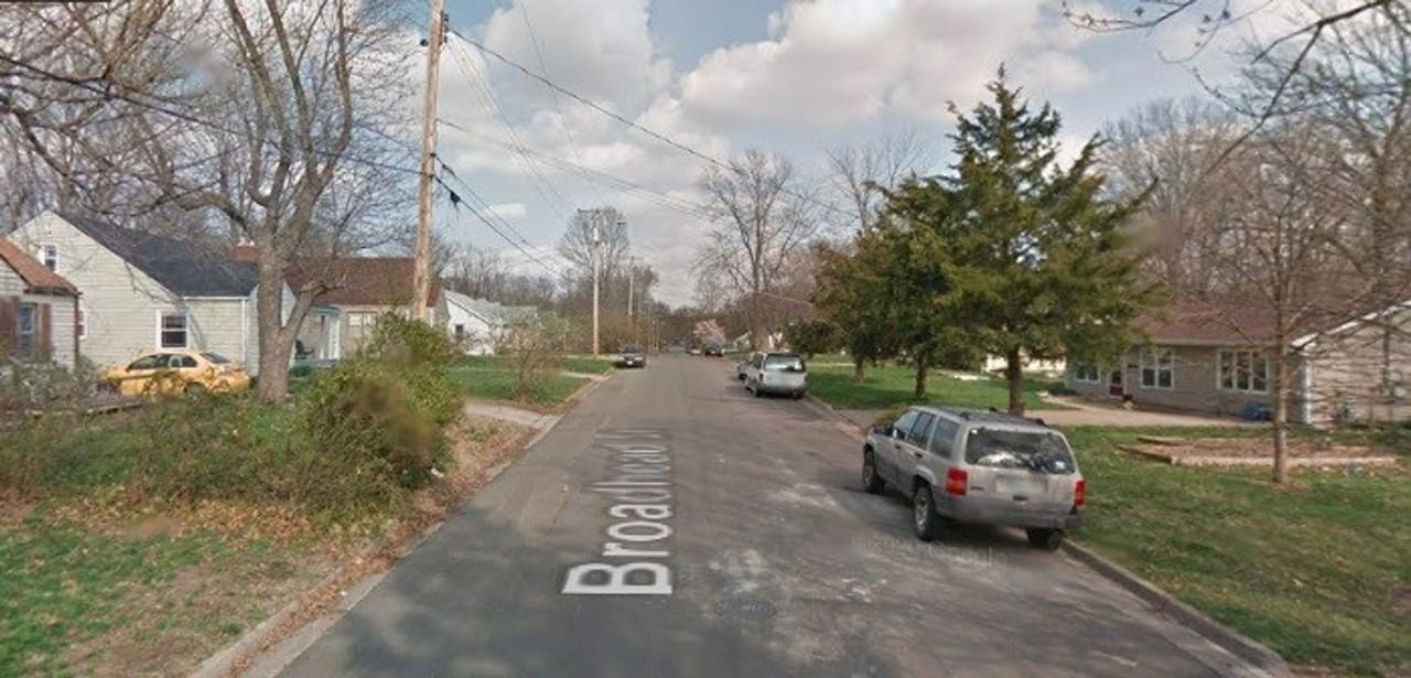 913 Broadhead Street - Photo 3 of 19