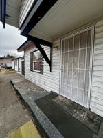 featured image of 1011 1/2 S 8th St