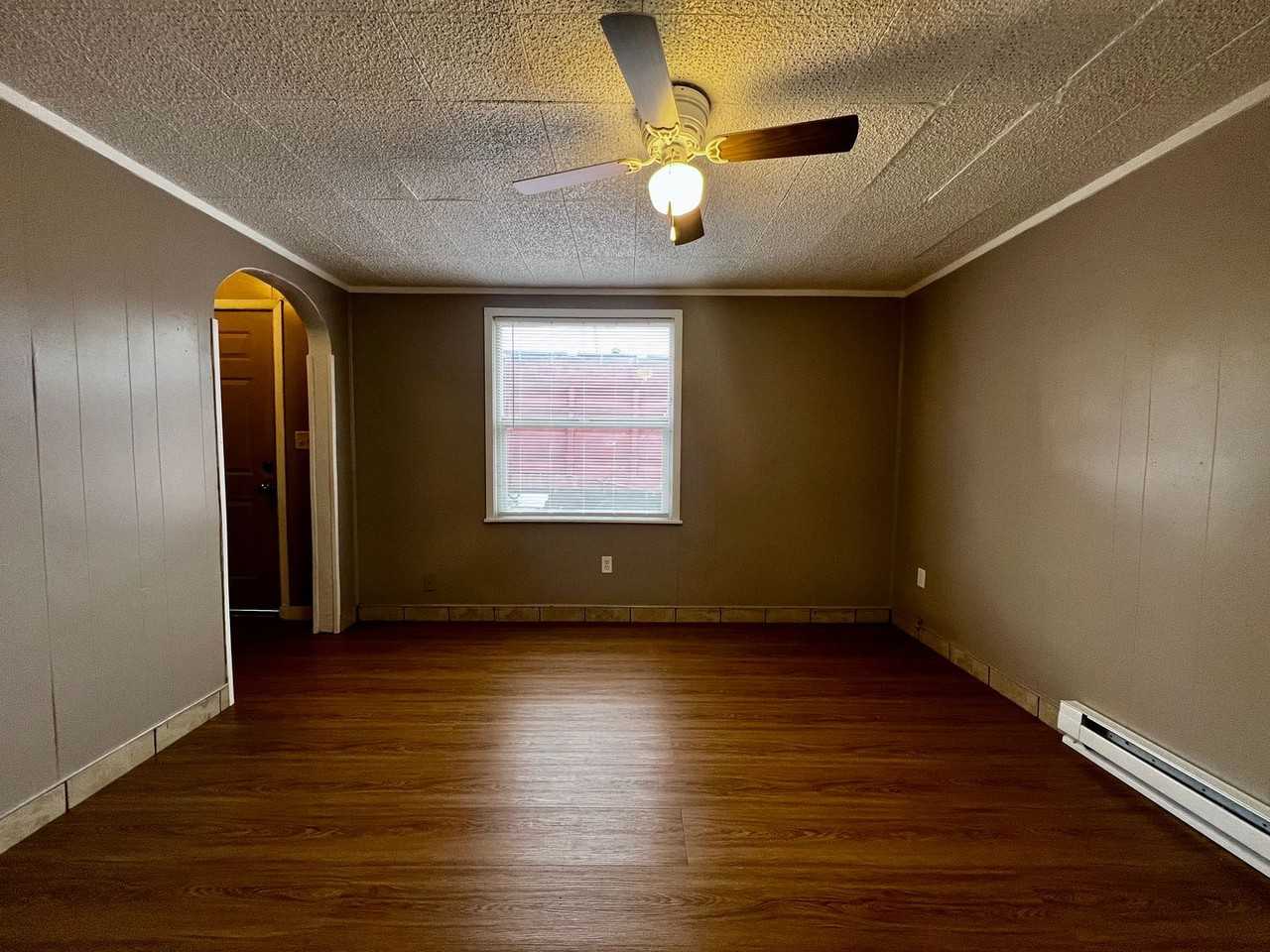 1011 1/2 S 8th St - Photo 6 of 13