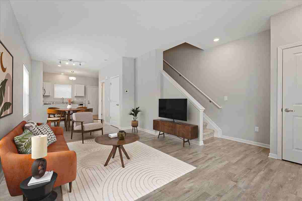 Midtown Pointe Apartments - Photo 2 of 47