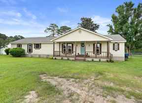 4747 Port Arthur Ave - Photo 1 of 1