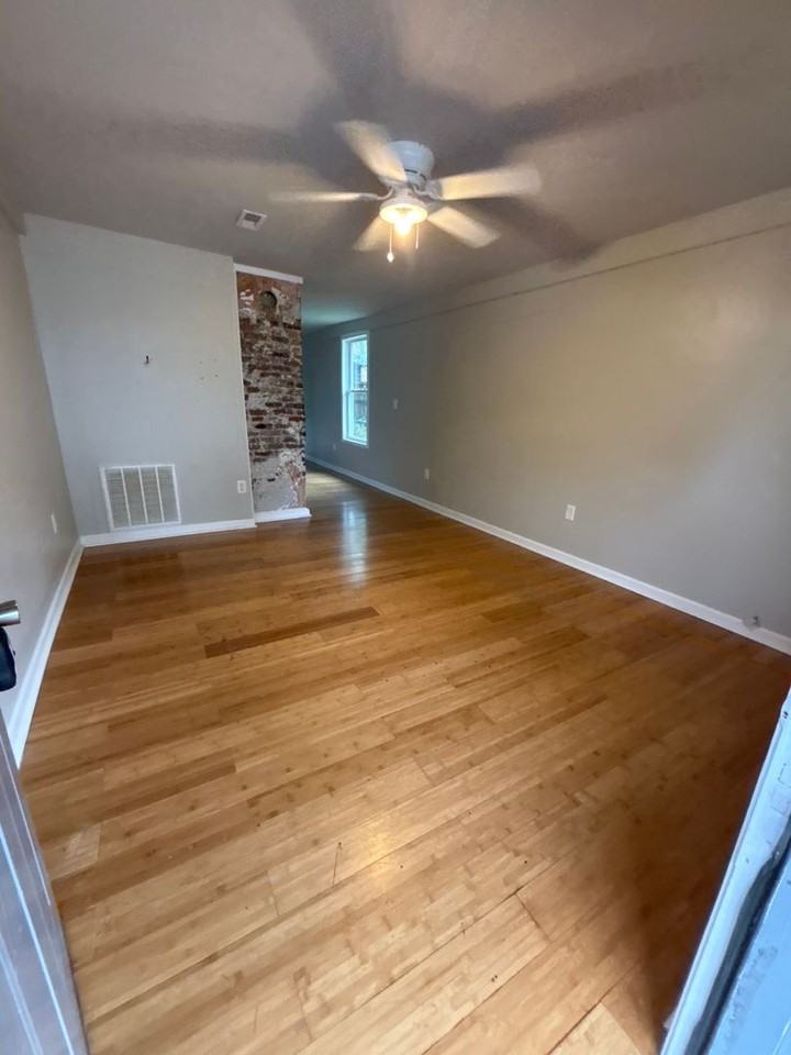 606 N Upper St - Photo 3 of 21