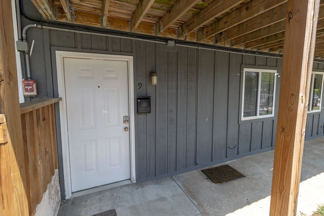 105 North Garth Avenue #09