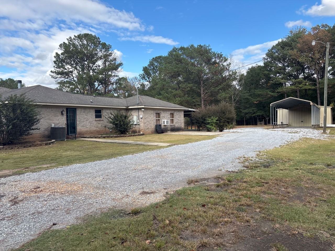 5175 Patterson Rd - Photo 3 of 24