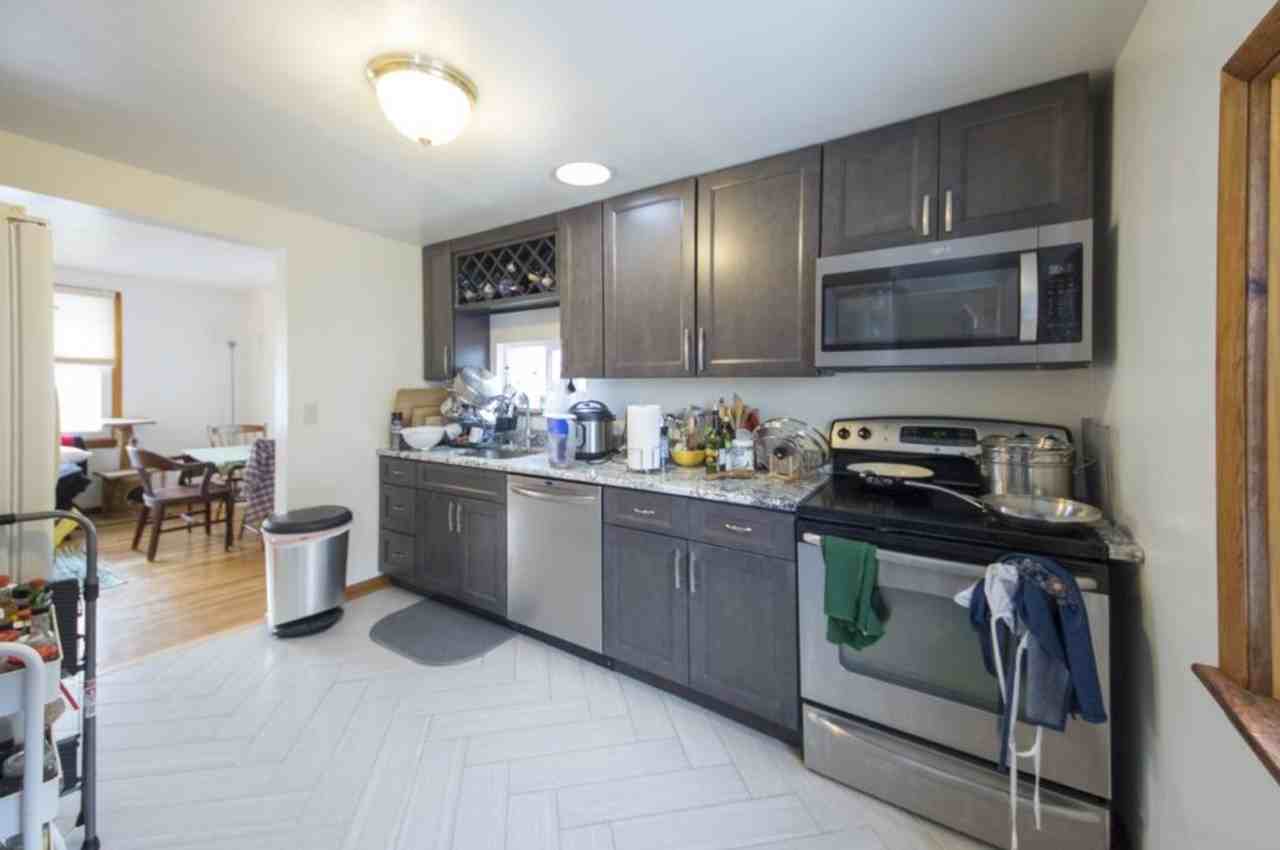 117 N Butz St - Photo 7 of 13