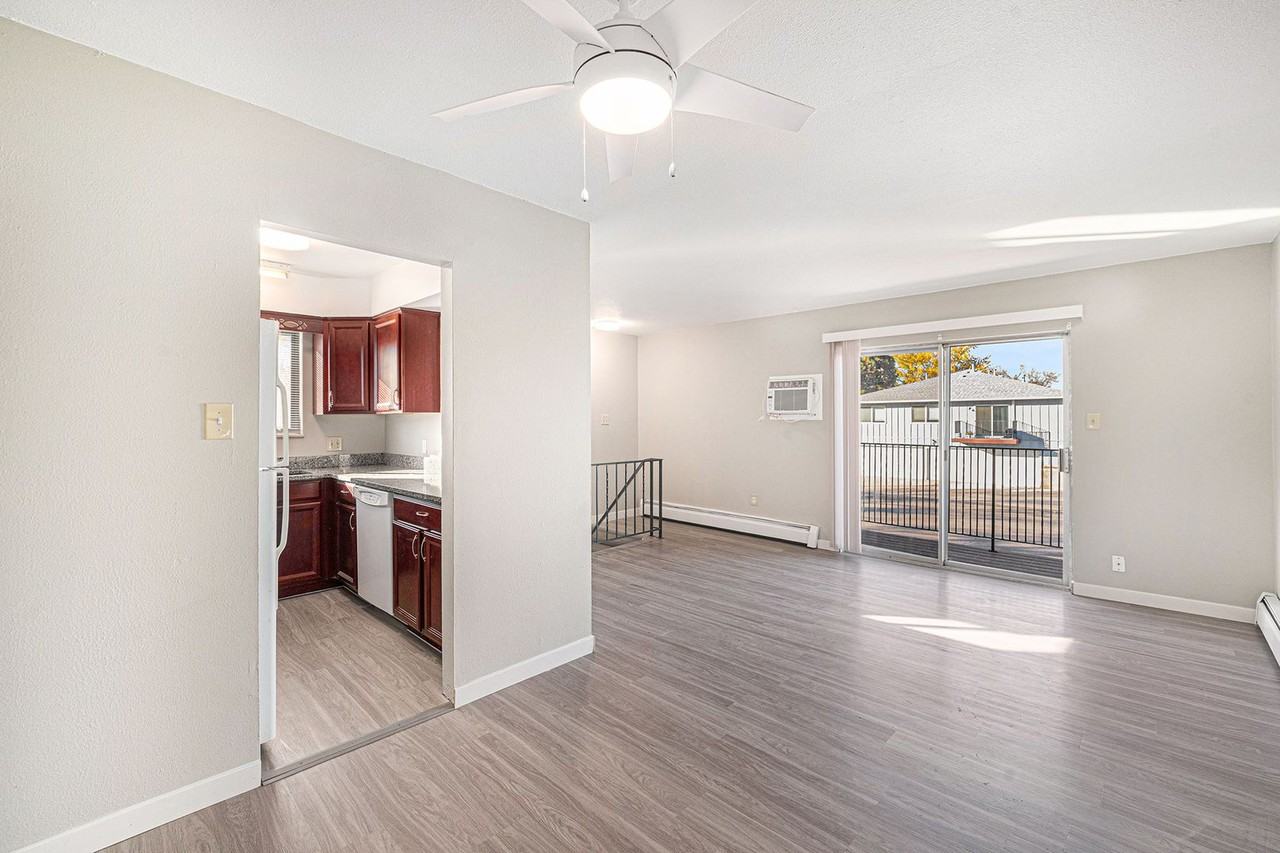 7309 W Hampden Ave #804