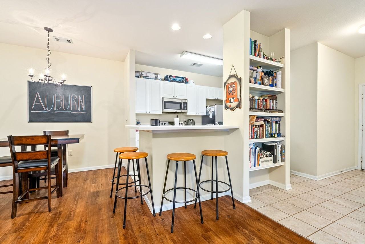 3297 S College St #E101 - Photo 5 of 16