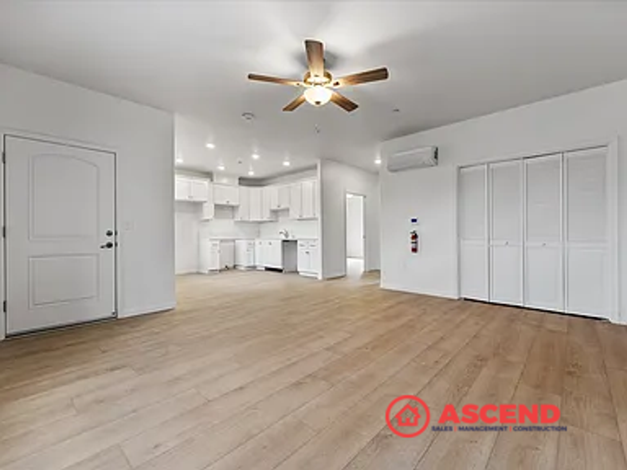 420 20th Ave - Photo 6 of 36