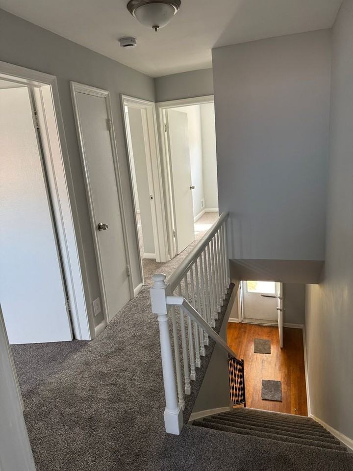 2231 Graythorn Rd - Photo 7 of 22