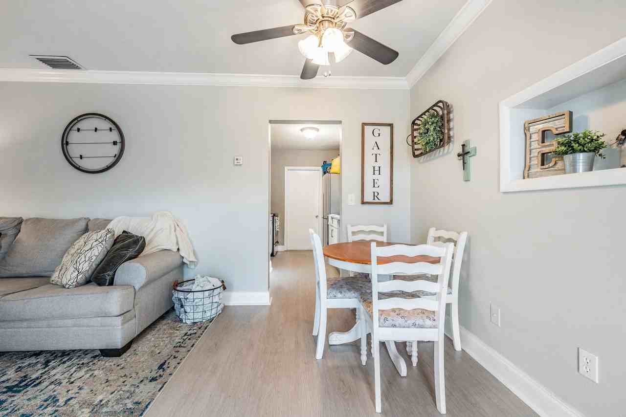 6985 Merrick Ln - Photo 7 of 15