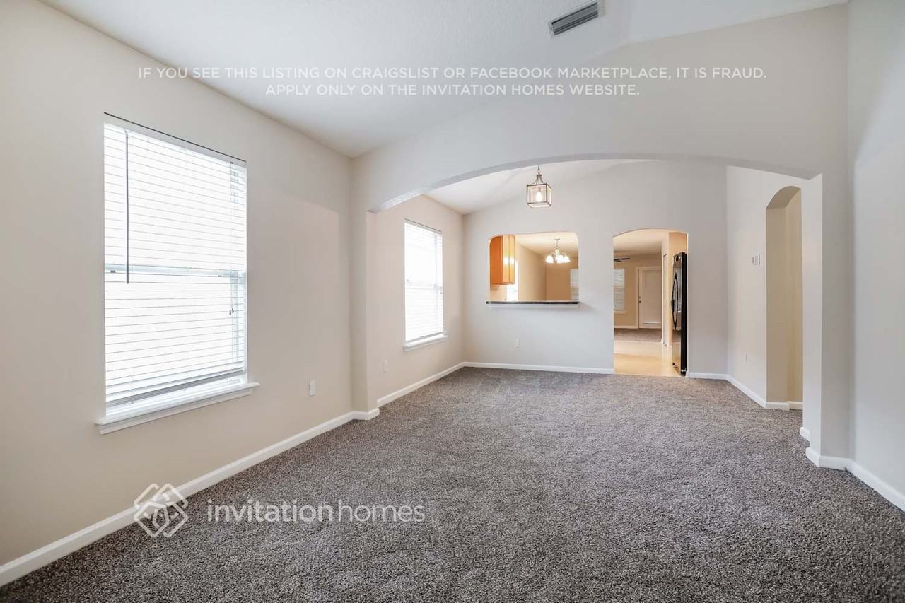 3854 Pebble Brooke Circle - Photo 3 of 14