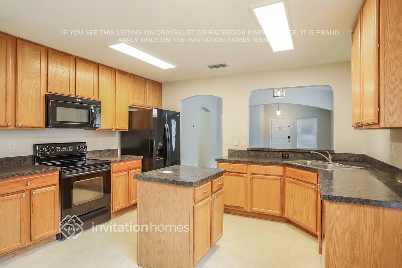 3854 Pebble Brooke Circle - Photo 5 of 14