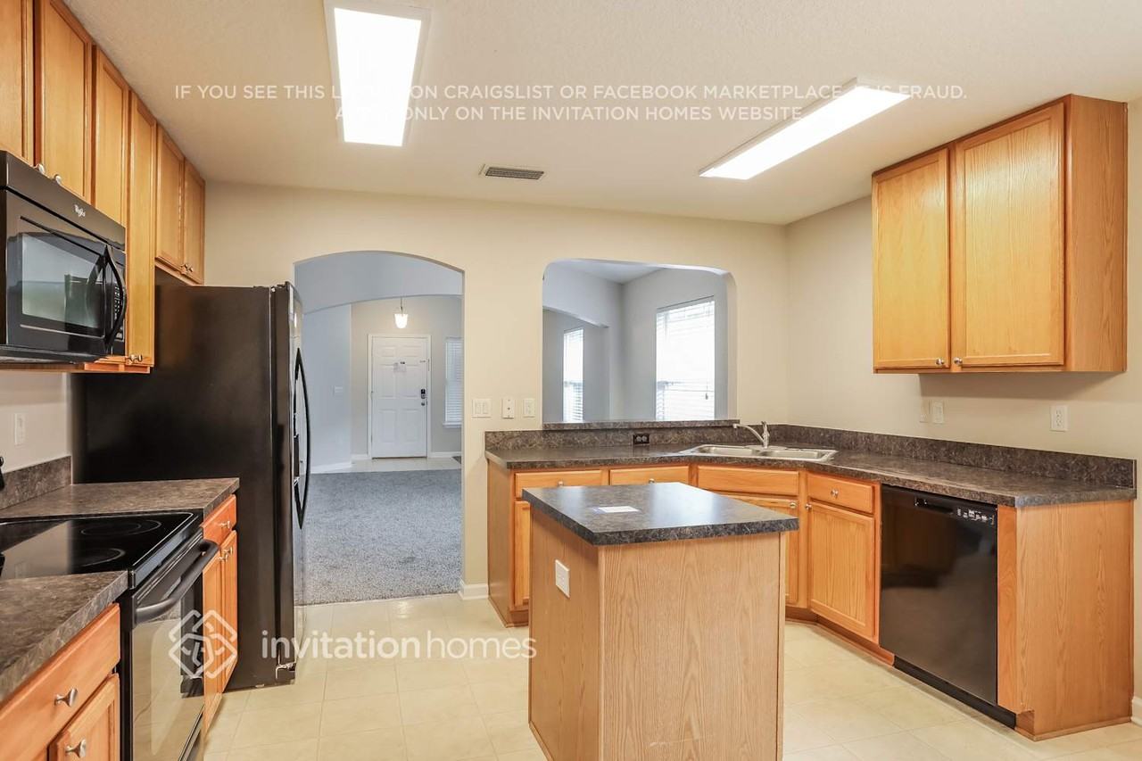 3854 Pebble Brooke Circle - Photo 6 of 14