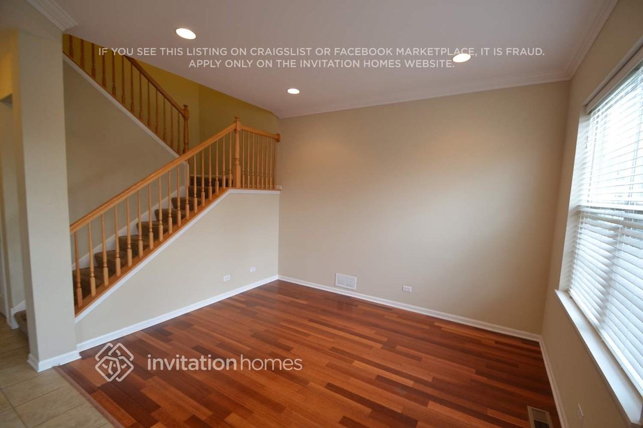 10148 Hanover Ave - Photo 2 of 14