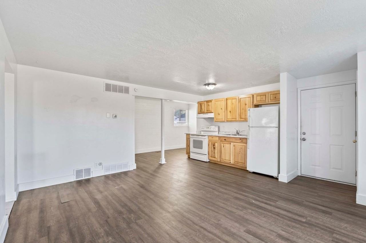 Eccles Avenue Apartments - Photo 3 of 26