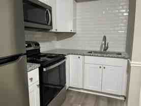 621 Reservoir St - Photo 1 of 1