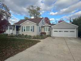 featured image of 2311 Bryan St