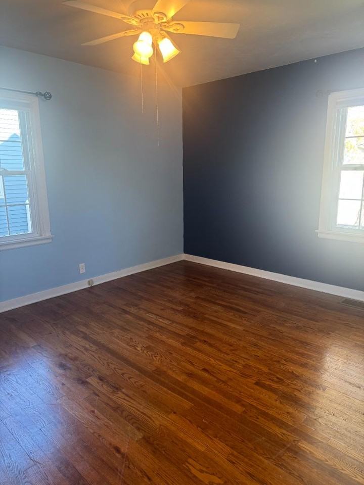 2311 Bryan St - Photo 6 of 11