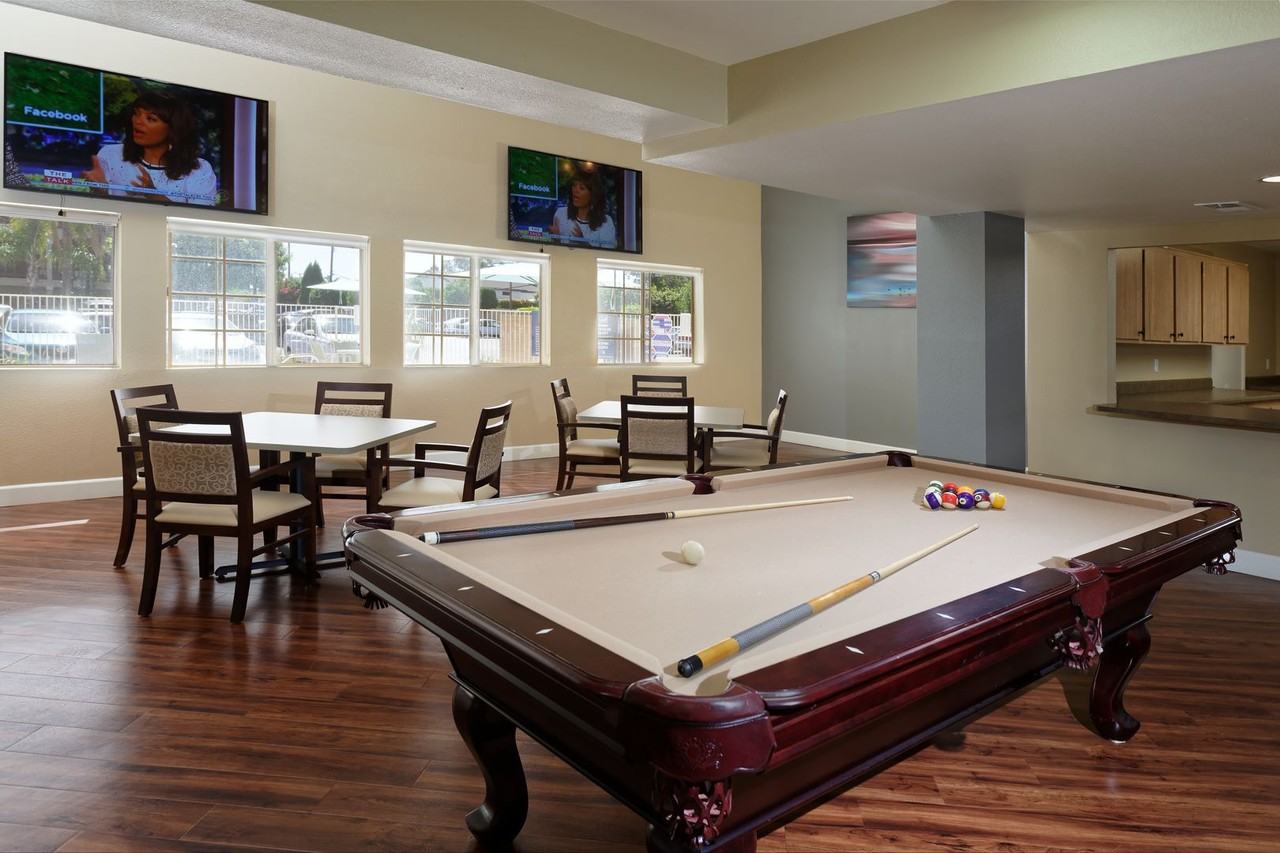 16171 Springdale Street - Photo 4 of 26