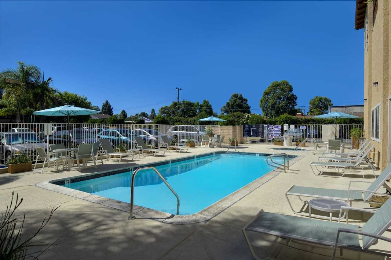 16171 Springdale Street - Photo 7 of 26