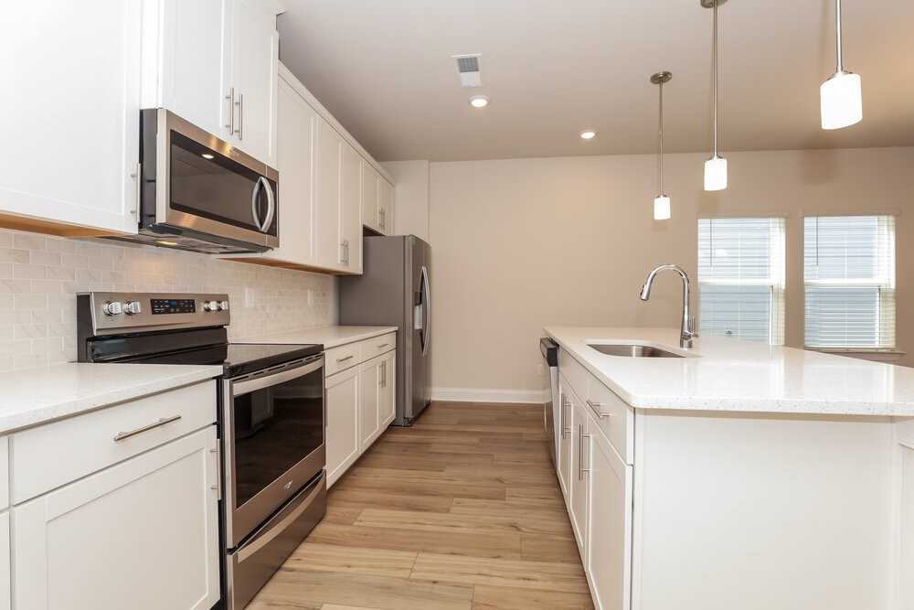 7402 Blue Gable Rd - Photo 7 of 17