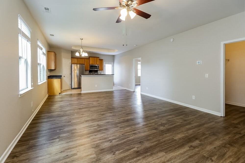 812 Old Forester Ln - Photo 5 of 17