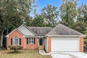 featured image of 37 White Oak Dr Se