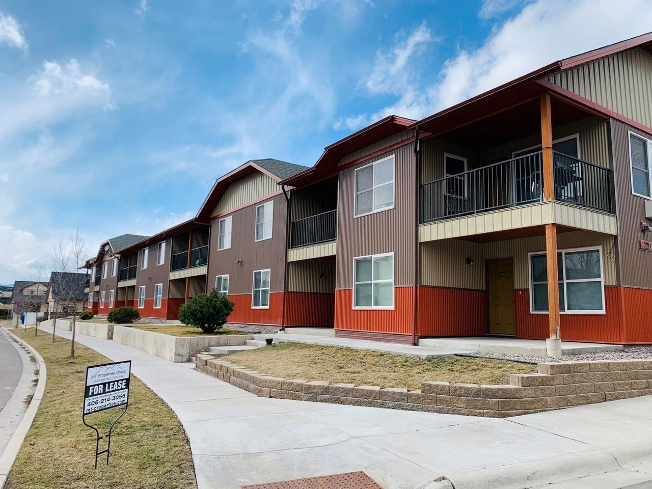 Calistoga Apartments - Photo 6 of 14