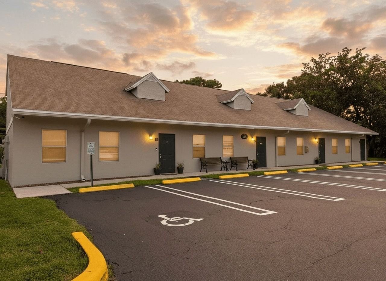 Wallis Townhomes - Photo 6 of 19