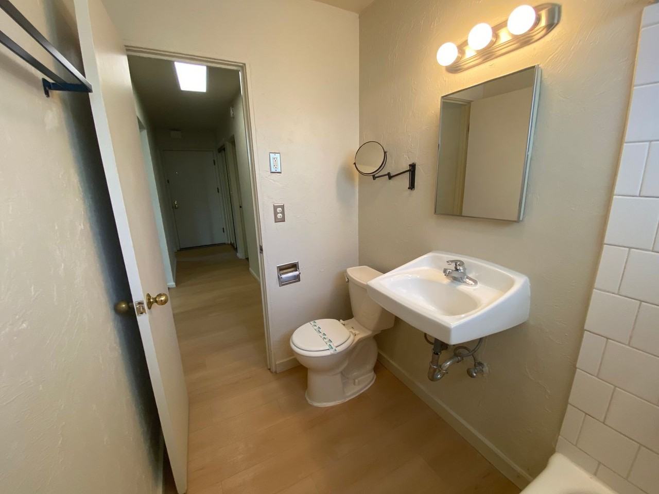 Richardson Court Apartments - Photo 7 of 25