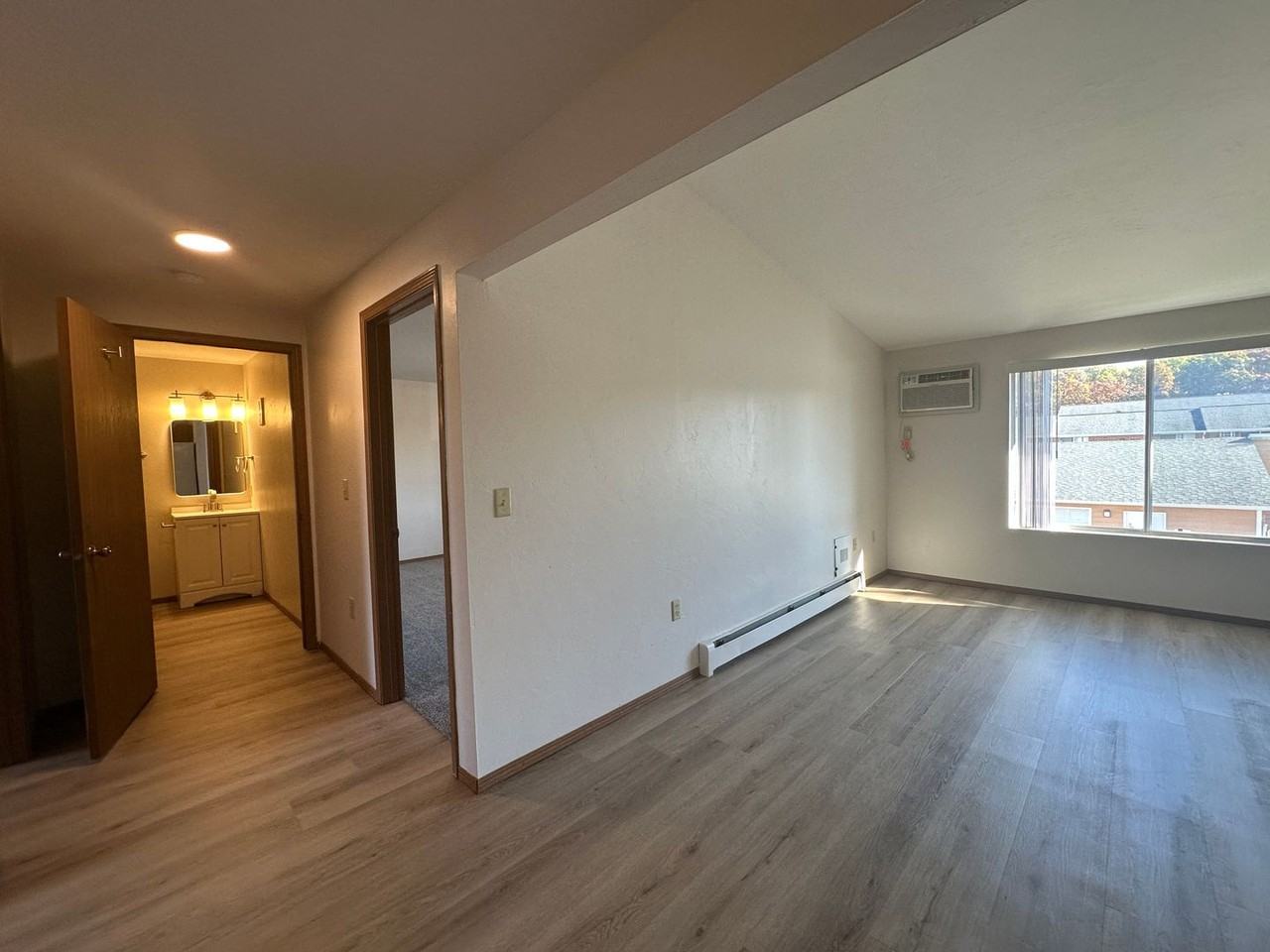 2705 Humboldt Rd - Photo 6 of 20