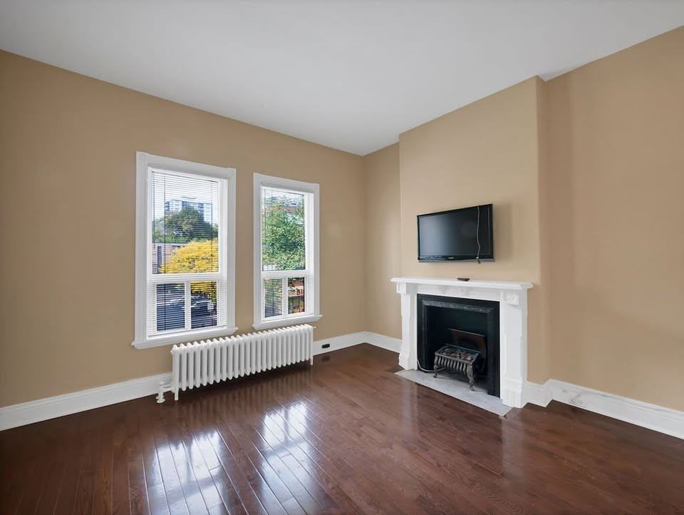 191 James Street South #1 - Photo 2 of 11