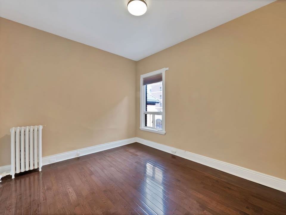 191 James Street South #1 - Photo 7 of 11