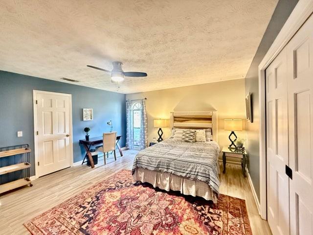 2847 Southeast Pace Drive #B - Photo 3 of 19