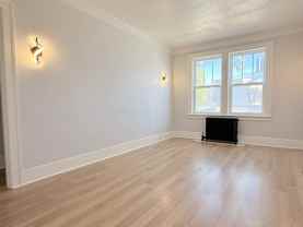 524 Pitt St W #106 - Photo 1 of 1