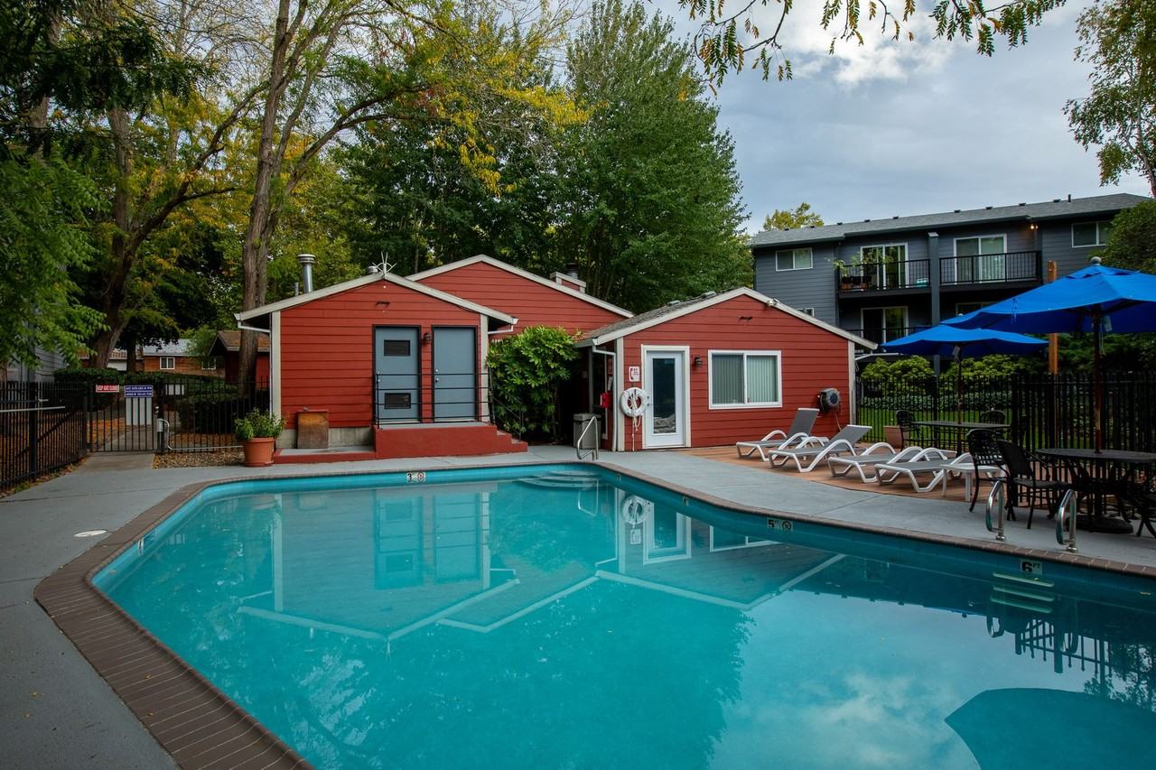 Welcome to Birchcreek Apartments, Your Home in the Heart of Beaverton - Photo 5 of 35