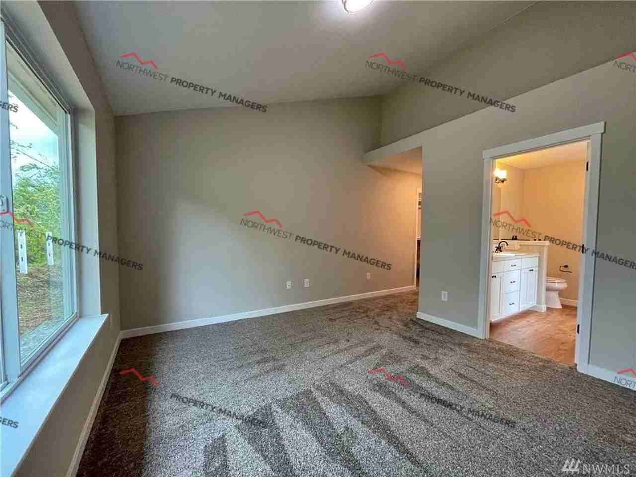 57 Tyce Ln - Photo 7 of 21