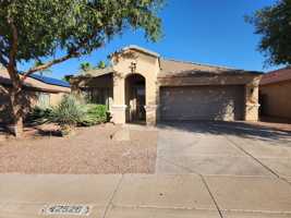 featured image of 42526 W Chambers Dr