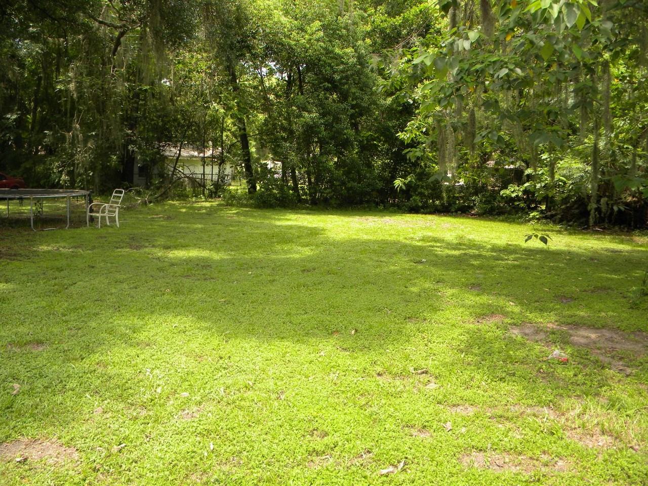 1014 Ne 8th Ave - Photo 5 of 17