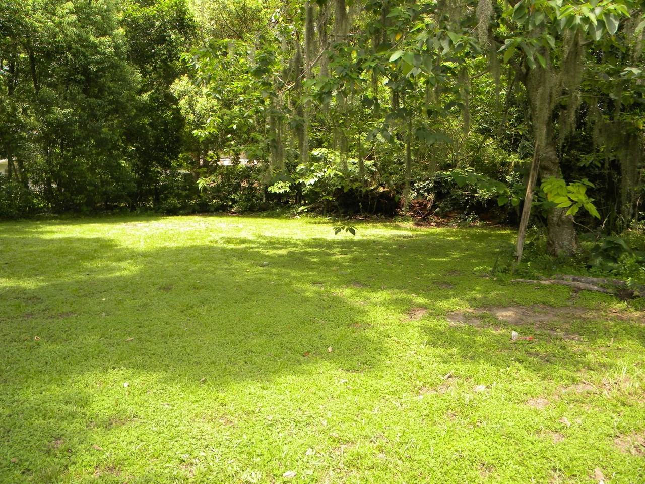 1014 Ne 8th Ave - Photo 7 of 17