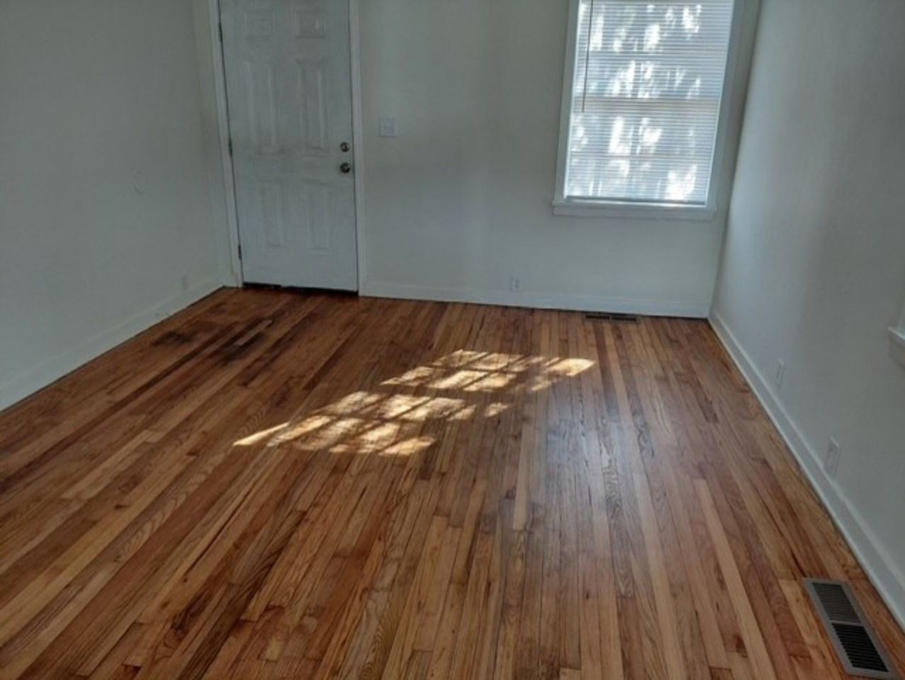 2903 Jefferson St - Photo 3 of 22
