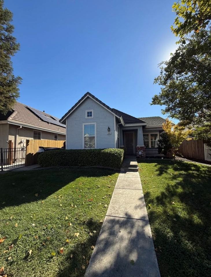 1946 Dawnelle Way - Photo 2 of 23