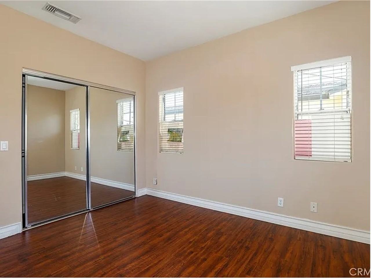 227 Florence Ave - Photo 6 of 18