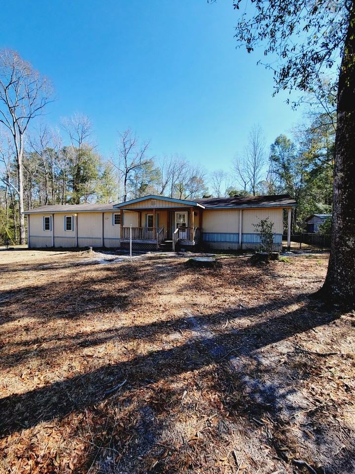 1040 Bear Trap Dr Ne - Photo 2 of 23