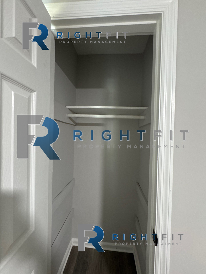 4954 Bonnybrook Way - Photo 3 of 12