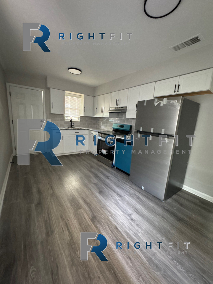 4954 Bonnybrook Way - Photo 4 of 12