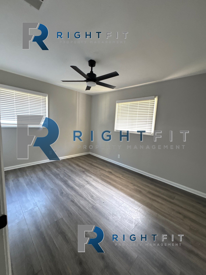 4954 Bonnybrook Way - Photo 6 of 12